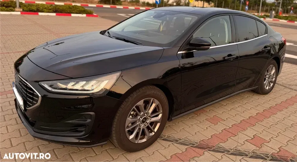Ford Focus MK4 1.5 EcoBlue 8AT Active — imagine 3