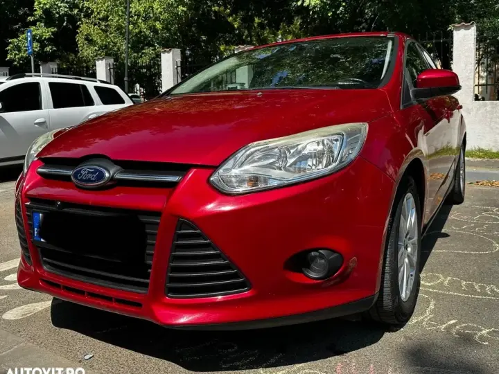 Ford Focus MK3 1.6 TI-VCT Powershift Titanium