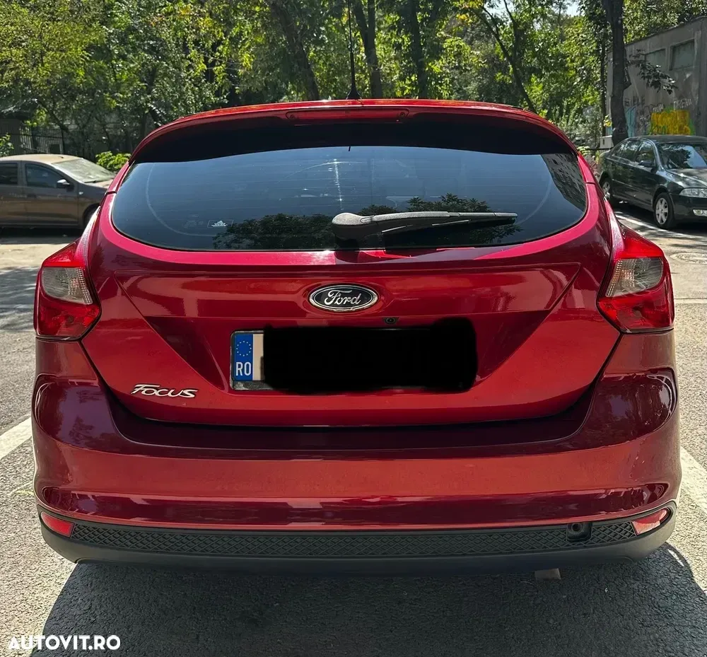 Ford Focus MK3 1.6 TI-VCT Powershift Titanium — imagine 6