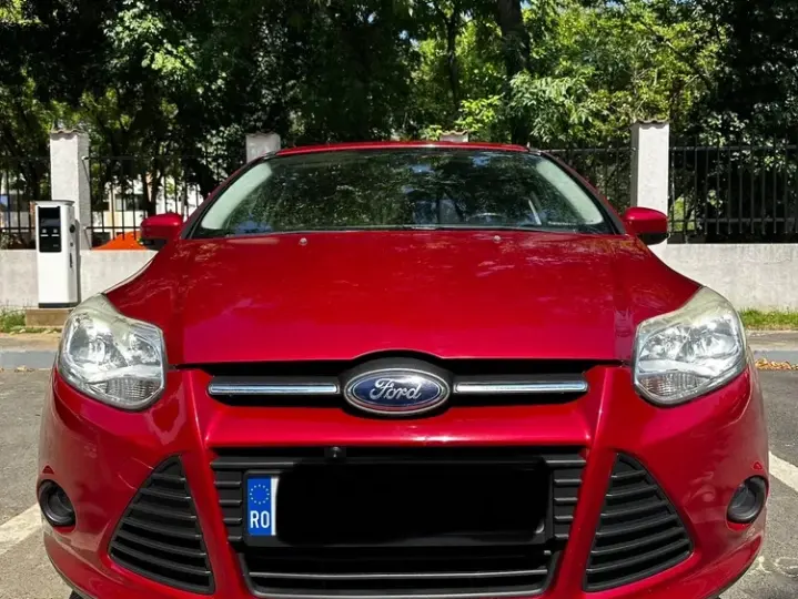 Ford Focus MK3 1.6 TI-VCT Powershift Titanium