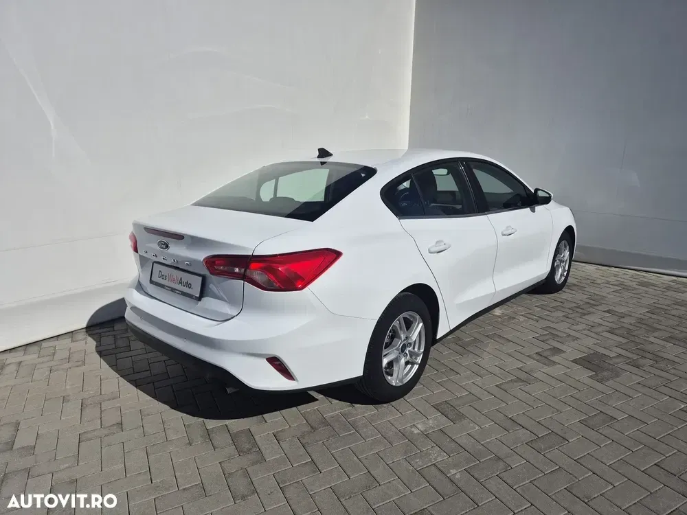 Ford Focus 1.5 EcoBlue Titanium — imagine 5