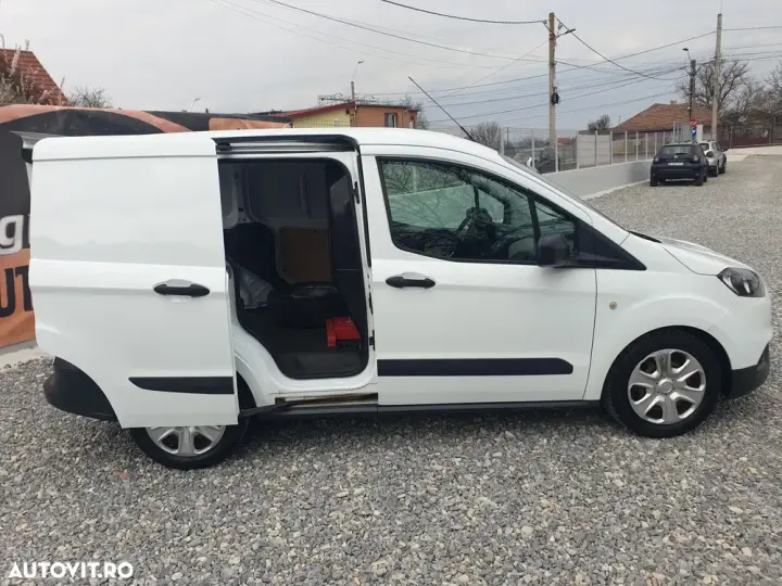 Ford Tourneo Courier