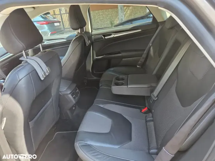 Ford Mondeo IV 2.0 TDCI PowerShift AWD Titanium