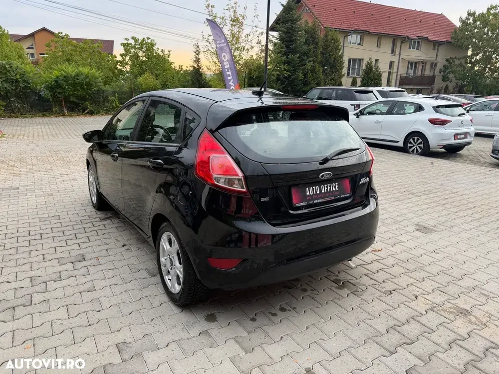 Ford Fiesta 1.6 Ti-VCT Aut. SYNC Edition — imagine 5