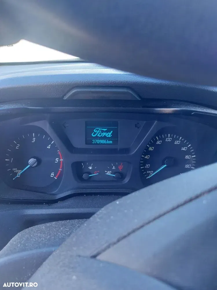 Ford Transit 350 2.0 EcoBlue 130 CP L4 AWD Base — imagine 3
