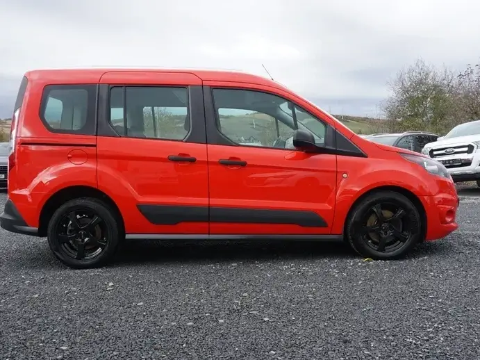 Ford Tourneo Connect 1.5 EcoBlue Start-Stop Titanium
