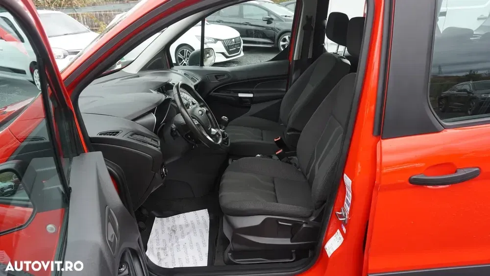 Ford Tourneo Connect 1.5 EcoBlue Start-Stop Titanium — imagine 6