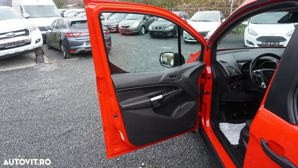 Ford Tourneo Connect 1.5 EcoBlue Start-Stop Titanium — imagine 5