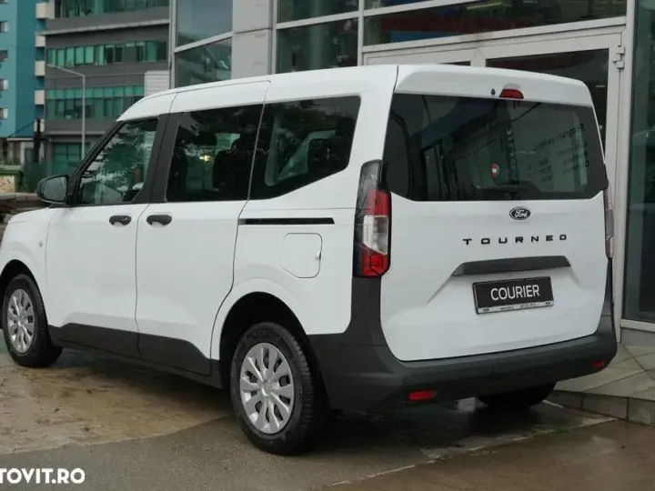 Ford Tourneo Courier 1.0 EcoBoost M6 Trend