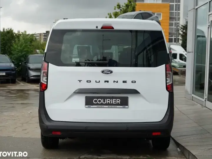 Ford Tourneo Courier 1.0 EcoBoost M6 Trend