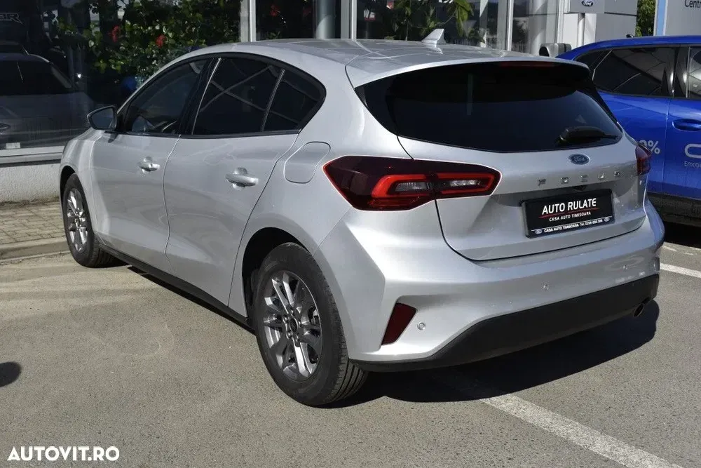 Ford Focus MK4 — imagine 5