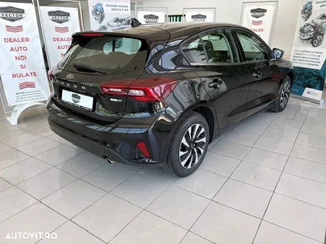 Ford Focus 1.0 EcoBoost MHEV Titanium — imagine 3