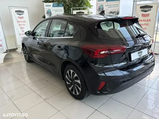 Ford Focus 1.0 EcoBoost MHEV Titanium — imagine 4