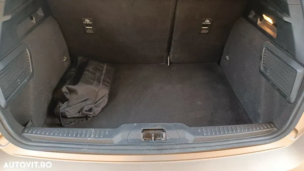 Ford Focus MK4 — imagine 6