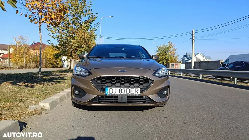 Ford Focus MK4 — imagine 4