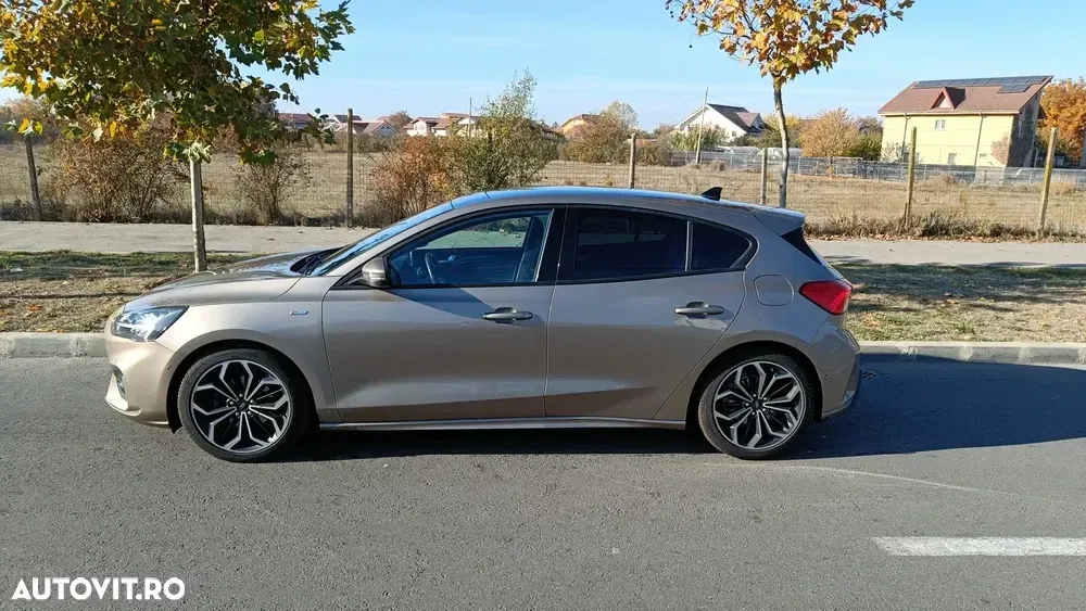 Ford Focus MK4 — imagine 5