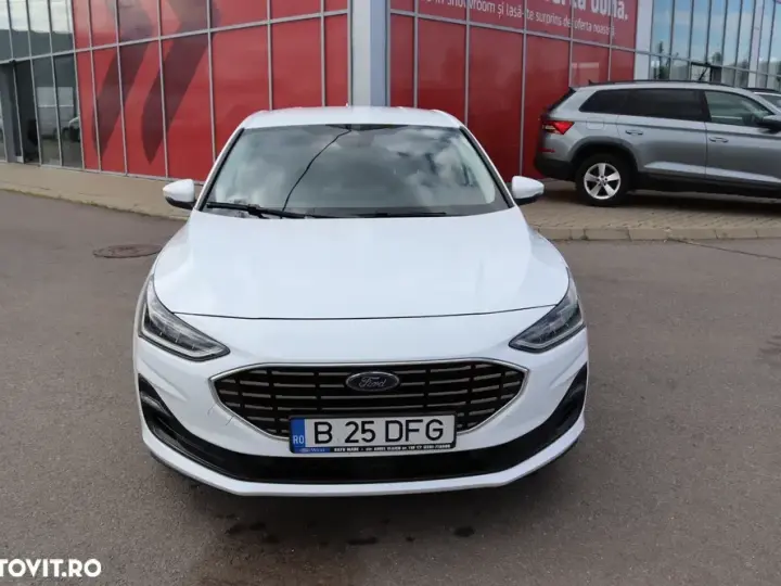 Ford Focus MK4 1.0 EcoBoost MHEV Titanium