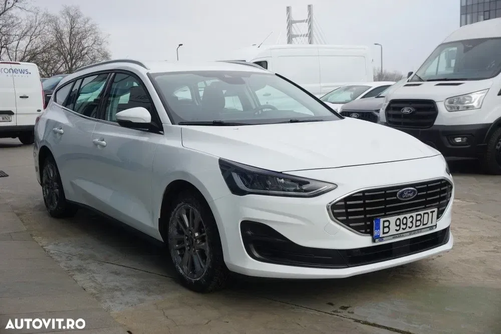 Ford Focus MK4 — imagine 3