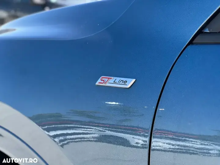 Ford Kuga III 2.0 EcoBlue A8 AWD ST Line