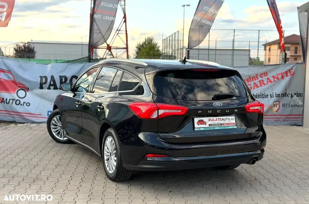 Ford Focus — imagine 3