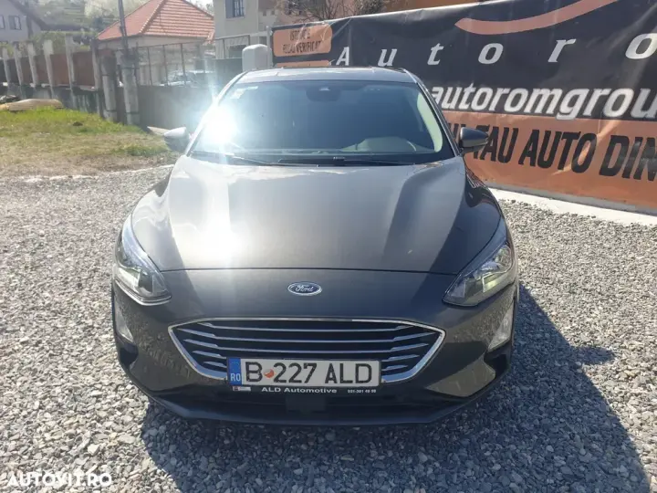 Ford Focus MK4 1.0 EcoBoost Titanium