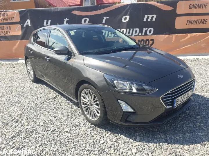 Ford Focus MK4 1.0 EcoBoost Titanium
