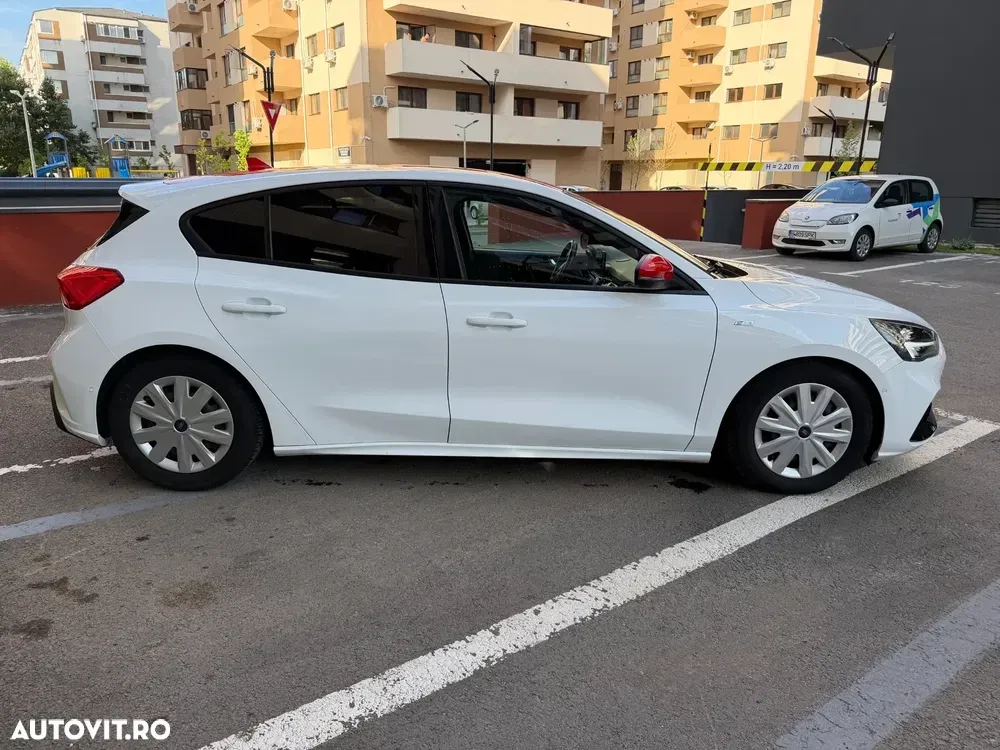 Ford Focus MK4 1.5 TDCi ST-Line — imagine 5