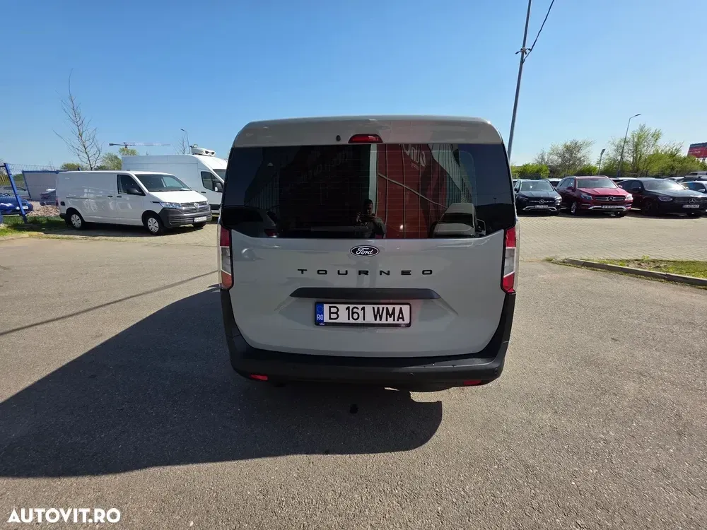 Ford Tourneo Courier — imagine 6
