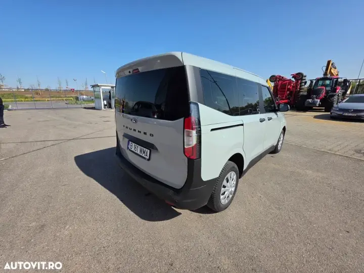 Ford Tourneo Courier