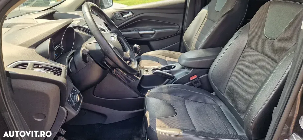 Ford Kuga II 2.0 TDCi 2x4 Business Edition — imagine 4