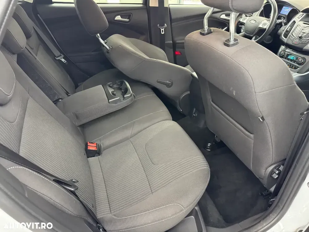 Ford Focus MK3 1.6 TDCI DPF Start-Stopp-System Titanium — imagine 5