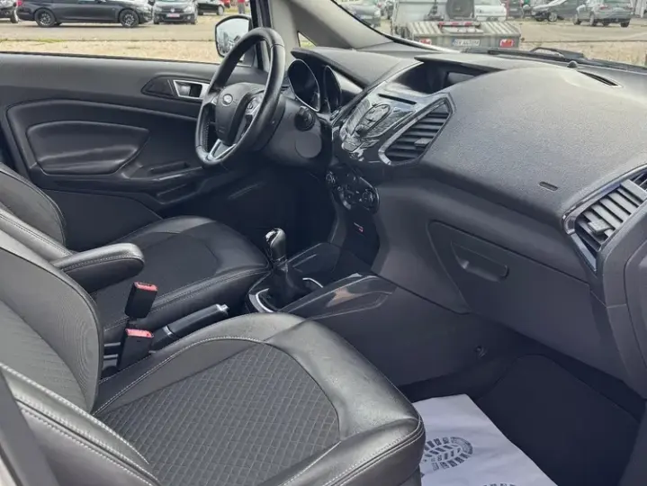 Ford EcoSport 1.5 EcoBlue TITANIUM