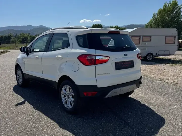 Ford EcoSport 1.5 EcoBlue TITANIUM