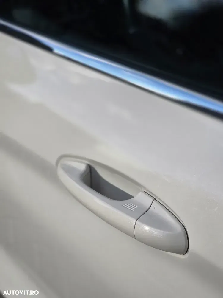 Ford Fiesta VIII 1.5 TDCi S&S TITANIUM — imagine 5