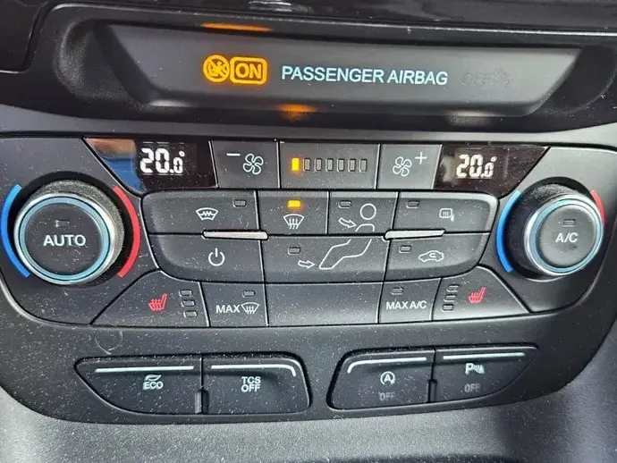 Ford Transit Connect 1.5 EcoBlue 120CP 6MT DCIV SWB Trend