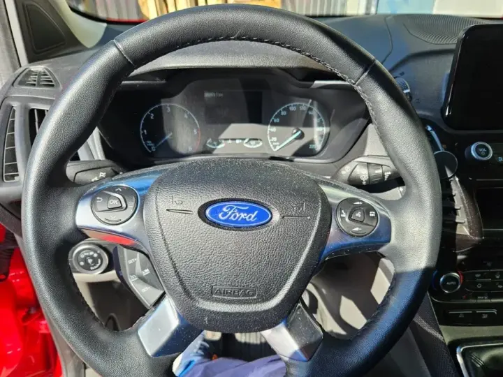 Ford Transit Connect 1.5 EcoBlue 120CP 6MT DCIV SWB Trend