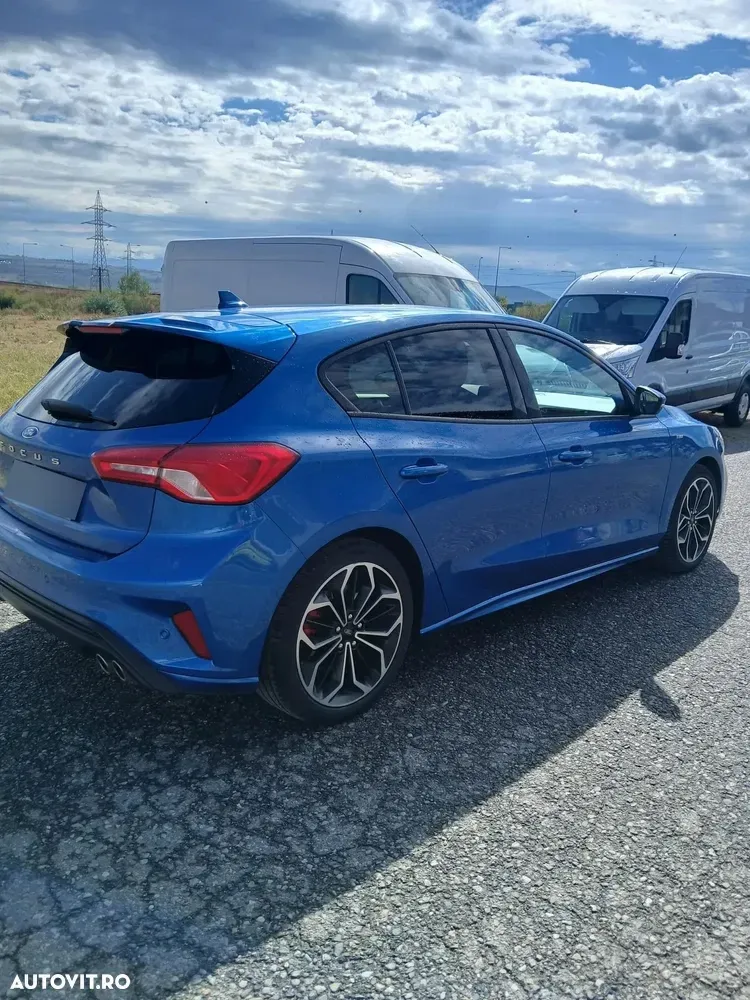 Ford Focus MK4 — imagine 4