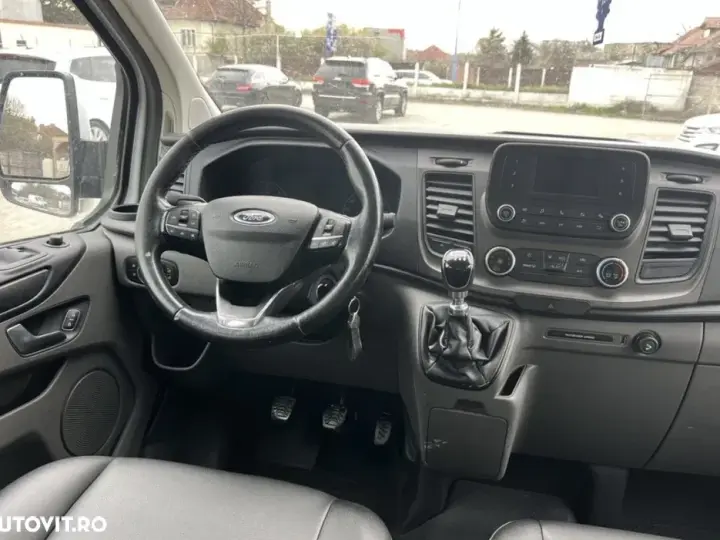Ford Transit Custom Bus LWB L2H1 Trend