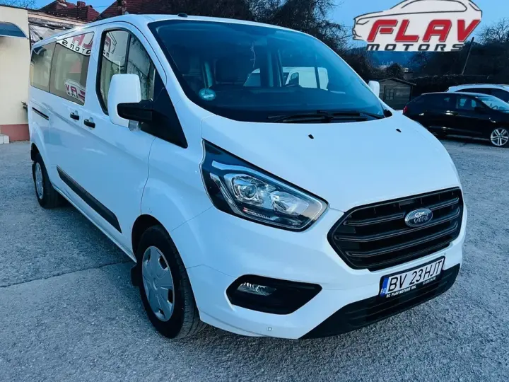 Ford Transit Custom Bus LWB L2H1 Trend