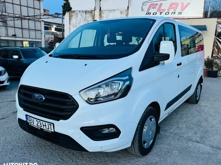 Ford Transit Custom Bus LWB L2H1 Trend
