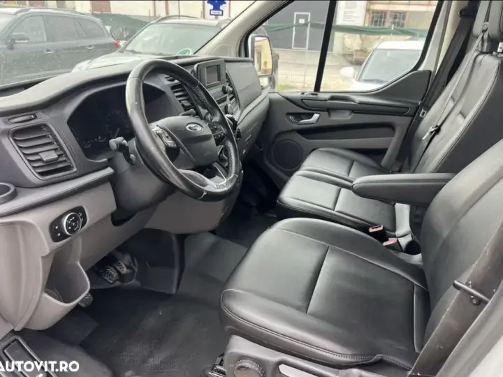 Ford Transit Custom Bus LWB L2H1 Trend