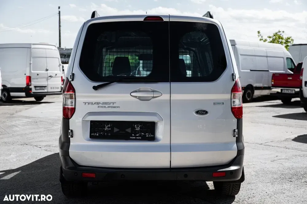 Ford Transit — imagine 4