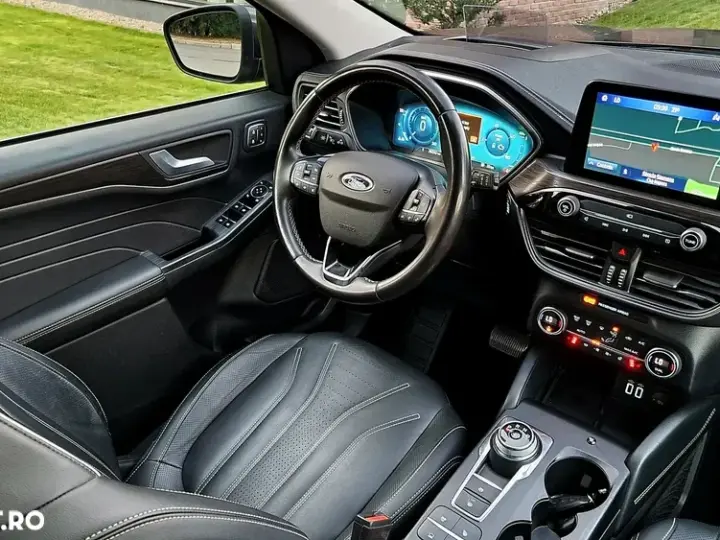 Ford Kuga III 2.5 Duratec FHEV 4x4 VIGNALE