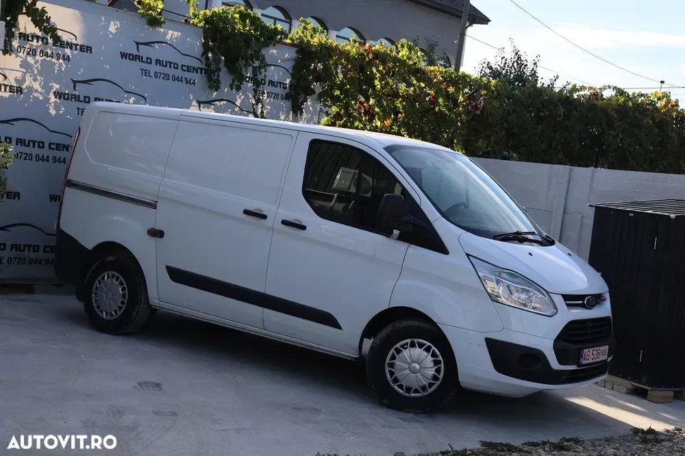 Ford Transit Custom LWB Combi Base — imagine 4