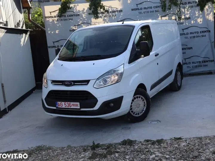 Ford Transit Custom LWB Combi Base