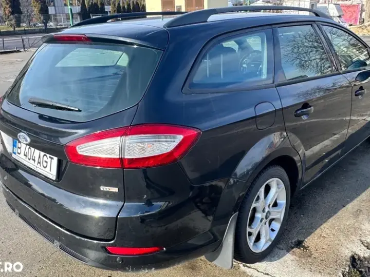 Ford Mondeo III 2.0 TDCI Titanium