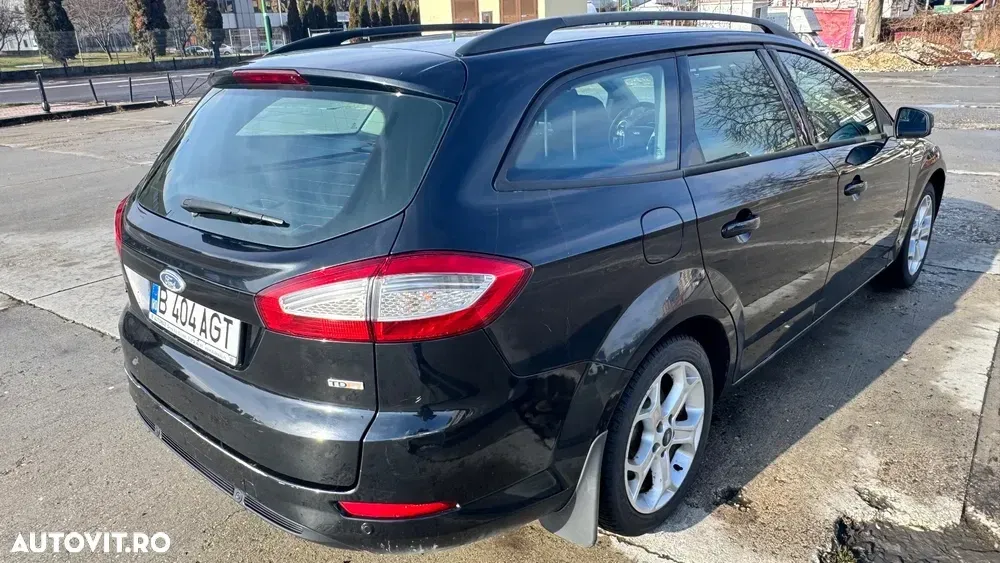 Ford Mondeo III 2.0 TDCI Titanium — imagine 2