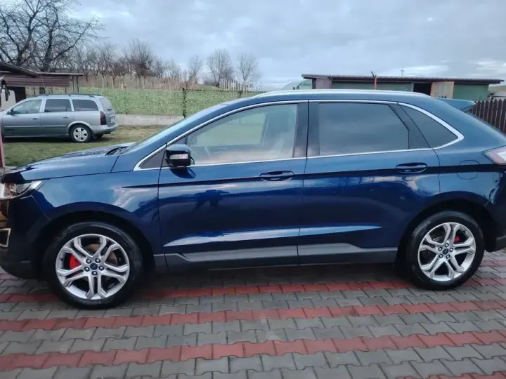 Ford Edge II 2.0 TDCi S/S 4WD Titanium