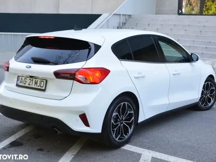Ford Focus MK4 1.5 TDCi DPF Start-Stopp-System Aut. Titanium
