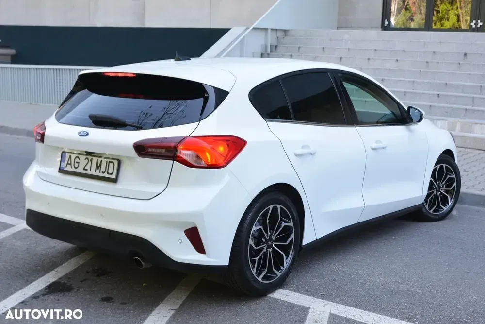 Ford Focus MK4 1.5 TDCi DPF Start-Stopp-System Aut. Titanium — imagine 5